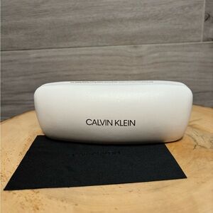 3/$30 CALVIN KLEIN Sunglass / eyeglass hardshell
Case - brand new with cloth!